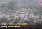 Kì lạ ngôi làng 'ma quái' ngập trong màu xám xịt ở Indonesia