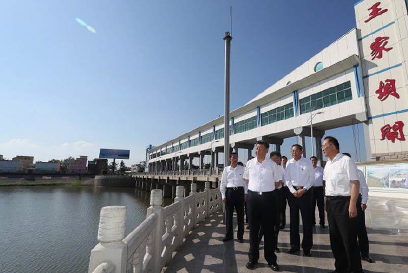 Trung Quốc chống đỡ thế nào trước cú sốc kép mưa lũ và Covid-19?