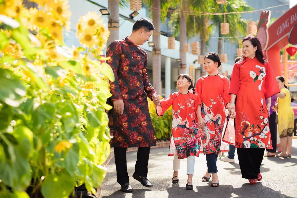 Người vợ tài giỏi, ứng xử khéo léo của MC Bình Minh