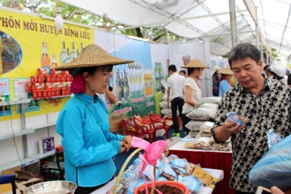 Chương trình phát triển thương mại miền núi, vùng sâu vùng xa và hải đảo: Thu hẹp khoảng cách chênh lệch giữa các vùng miền