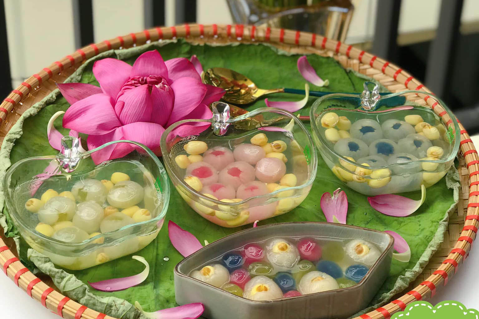 Bí quyết nấu chè sen long nhãn trân châu đẹp lung linh, ngon như ý