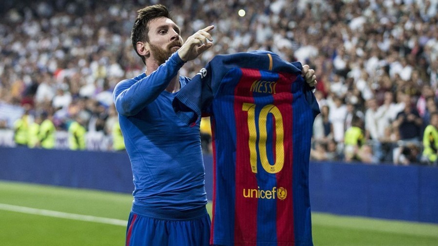 10 khoảnh khắc mang tính biểu tượng của Messi