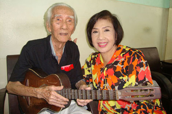 ‘Cần trao giải thưởng Nhà nước cho NSND Viễn Châu’