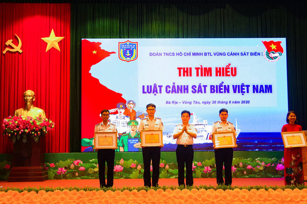 Đoàn thanh niên Vùng Cảnh sát biển 3 thi tìm hiểu về Luật Cảnh sát biển Việt Nam