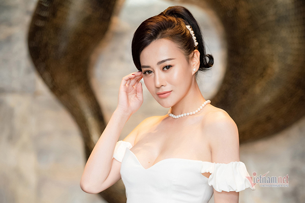 Phương Oanh 'Quỳnh búp bê': Bạn trai yêu mọi thứ thuộc về tôi!