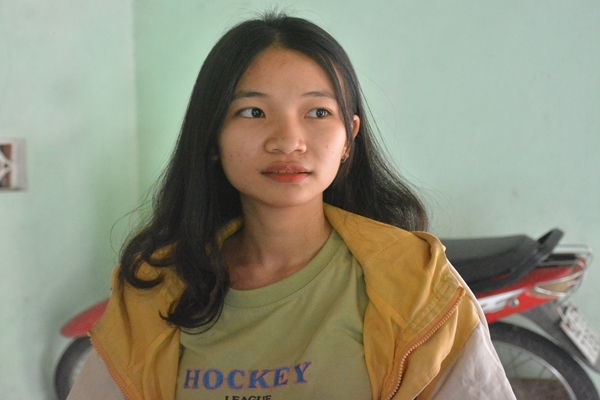 Nữ sinh mồ côi cha đạt điểm 10 môn Lịch sử duy nhất tỉnh Quảng Nam