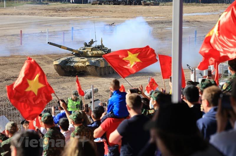 Việt Nam cán đích sau Myanmar ở bán kết Tank Biathlon 2020