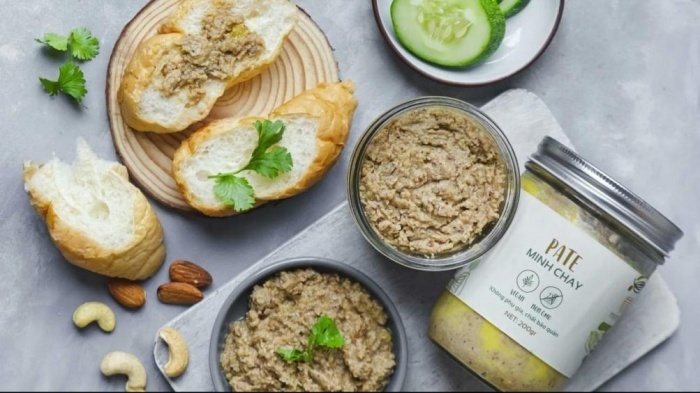 Hàng nghìn hộp pate Minh Chay còn ngoài thị trường