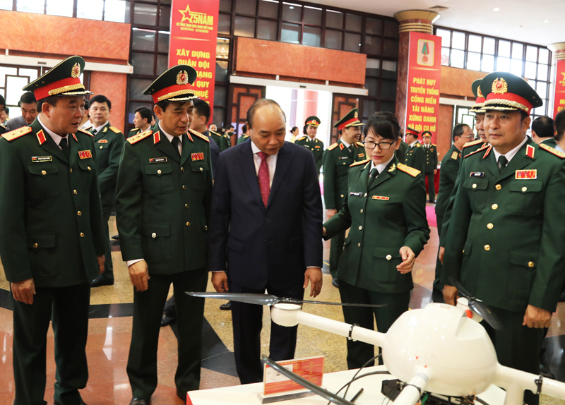 Prime Minister: Taking Vietnam's Military Art and Science to New Heights