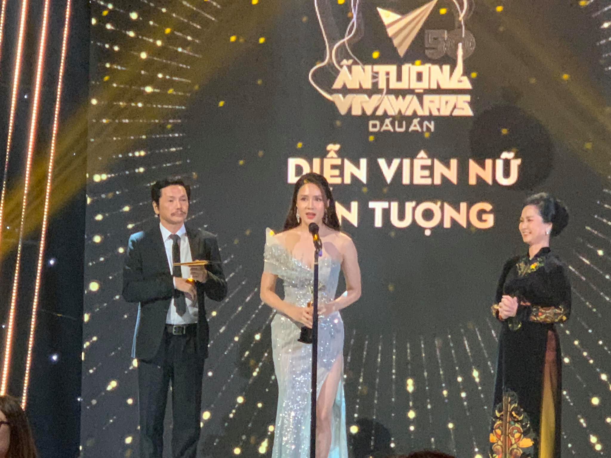 Hồng Diễm, Xuân Nghị nhận giải Diễn viên ấn tượng VTV Awards 2020