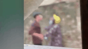 Nam thanh niên bị anh Grab 'xử' vì đánh bạn gái giữa đường