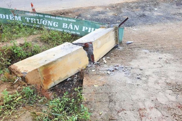 Sập cổng trường đè chết 3 học sinh: Lộ kinh phí xây dựng trụ cổng không cốt thép