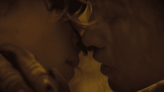 Trai đẹp Timothée Chalamet hôn bạn gái người nhện ở trailer 'Dune'