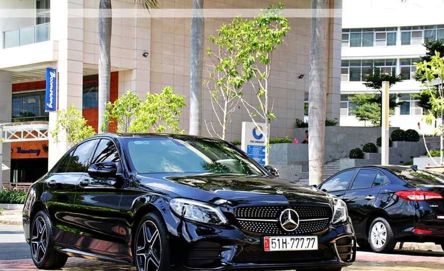 Trúng biển ngũ quý 7, Mercedes C300 tăng gấp 3 lần giá gốc, rao giá 5,5 tỷ