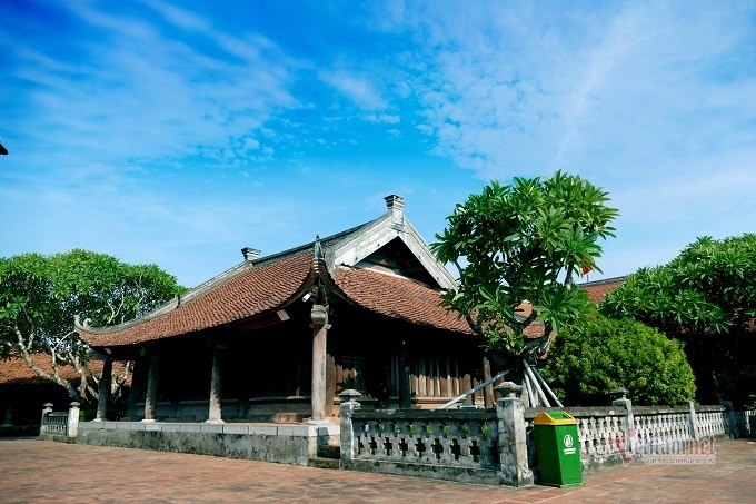 Visit the 400-year-old ironwood pagoda in Thai Binh