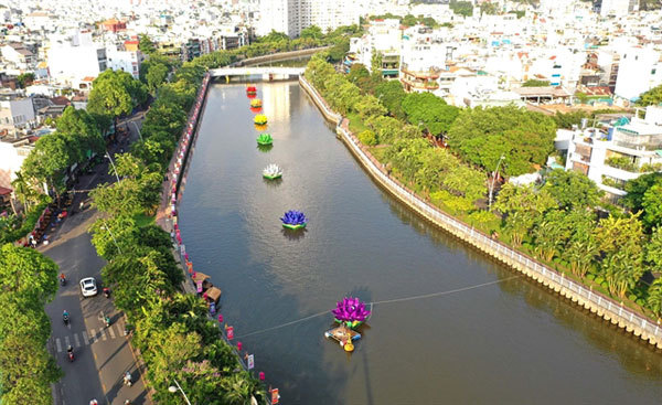 HCM City restores polluted canals one by one