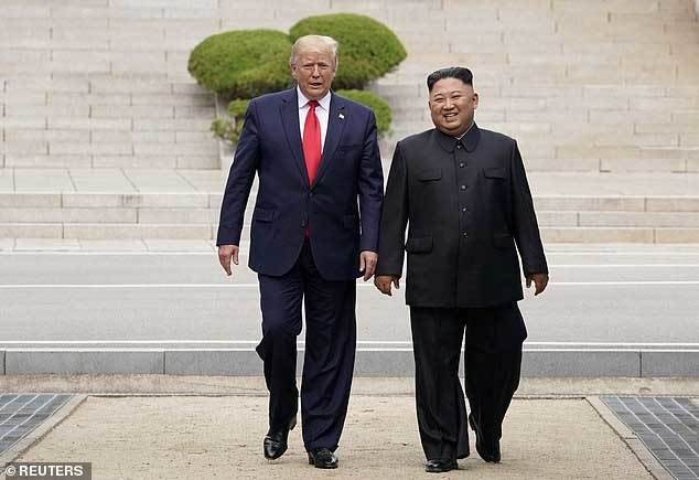 Hé lộ những lá thư 'kiệt tác' Kim Jong Un gửi ông Trump