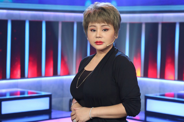 Lê Giang: 'Trừ mắt ra chỗ nào tôi cũng sửa, gương mặt thay đổi từng giờ'