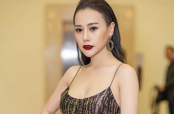 Phương Oanh: 'Trước khi chia tay, tôi kỳ vọng vào mối tình này'