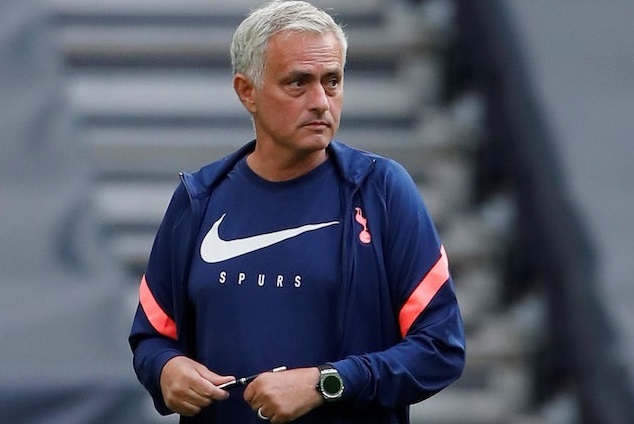 Mourinho bức xúc: Lịch Tottenham thế này thì không phải người