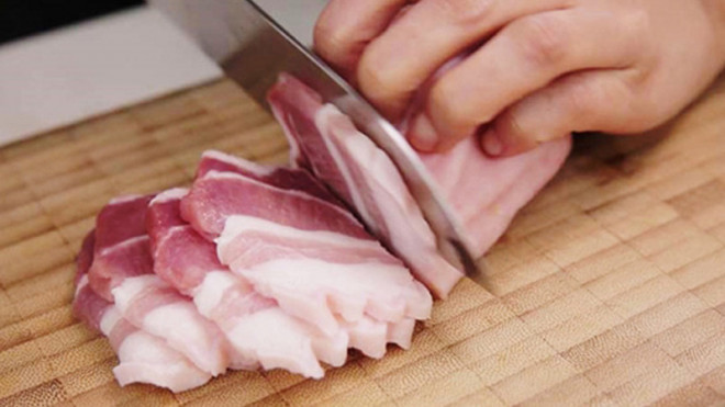 Tuyệt chiêu thái thịt đúng thớ, mỏng, đẹp