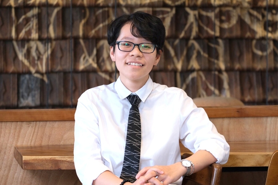 Thủ khoa 2 lần trượt đại học, bỏ dở sư phạm để tìm lối đi riêng