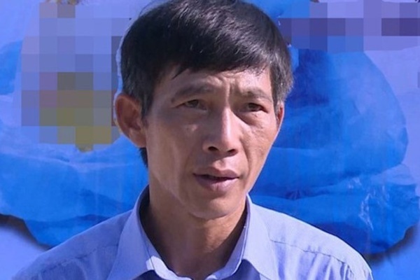 Cách chức phó chủ tịch huyện ở Thanh Hóa đánh bạc trong phòng làm việc