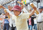 Người Nhật muốn từ 75 tuổi mới bị coi là già