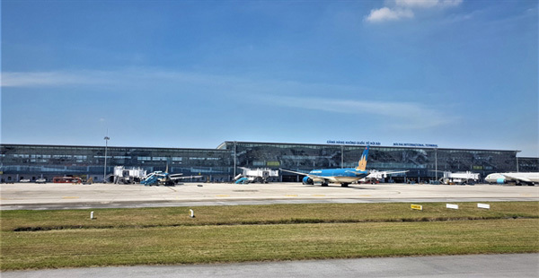 Plan to resume international flights postponed, awaiting complete COVID-19 prevention protocols