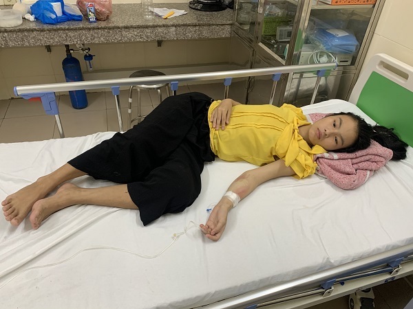 Mẹ phát hiện ung thư, con thơ 6 tháng tuổi khát sữa khóc ngặt
