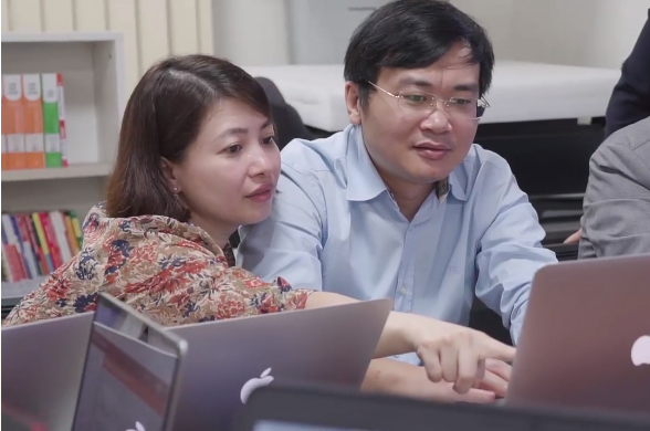 Vietnam embraces digital transformation, online teaching in education sector