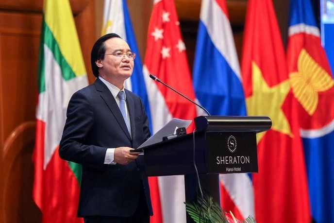Bộ trưởng Phùng Xuân Nhạ: 'Năng lực số không thể thiếu với mỗi học sinh'