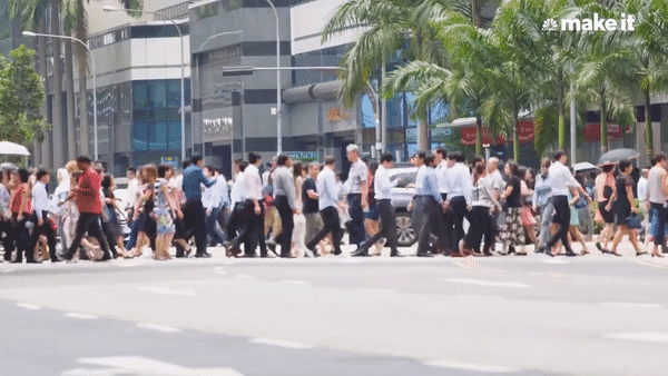 Lý do dân Singapore đổ xô học thêm kỹ năng mềm