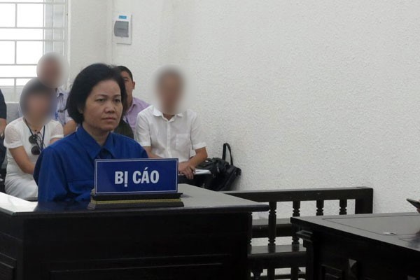 Cựu giảng viên đại học ở Hà Nội thực hiện màn lừa khó tin