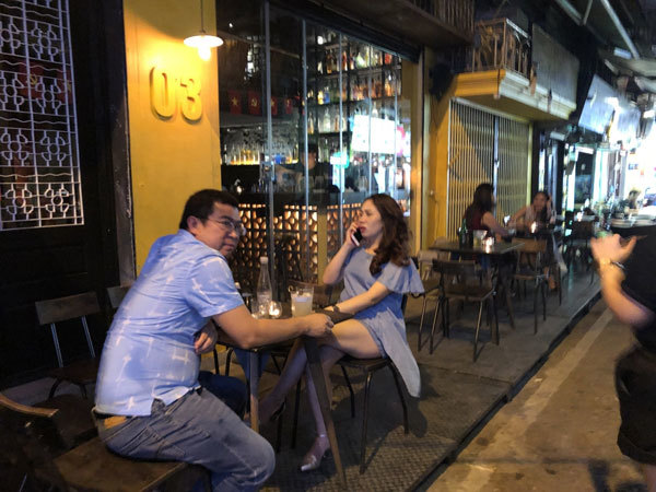 Nighttime entertainment venues remain quiet in Hanoi after re-opening