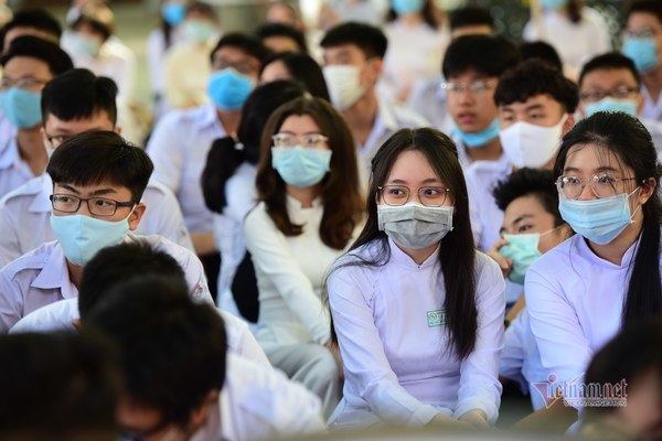 Điểm chuẩn ĐH Khoa học Xã hội và Nhân văn cao nhất là 30