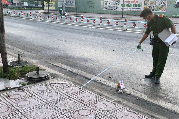 Truy sát trên phố Sài Gòn, 1 người chết, 2 người bị thương