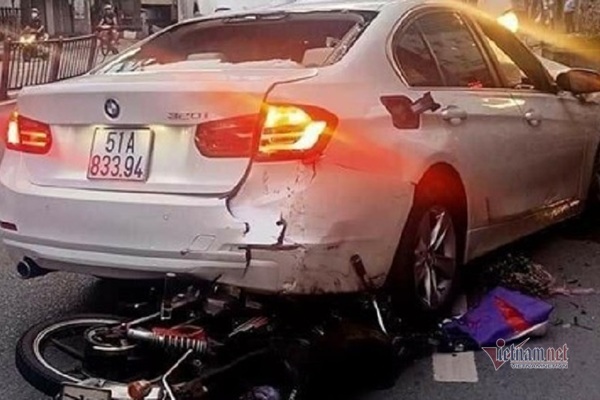 Hiện trường vụ container tông ô tô BMW, đè nát 2 xe máy ở Sài Gòn