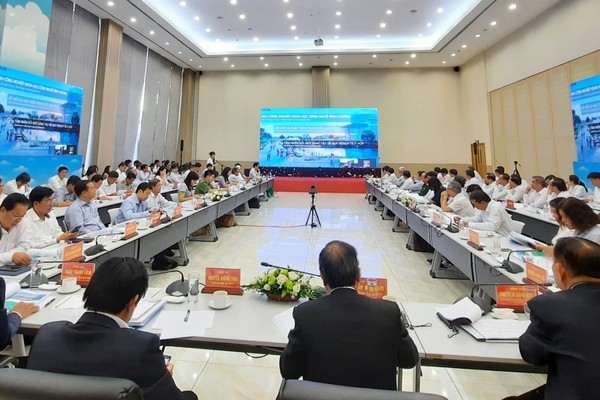 Hội nghị báo cáo đề án Vùng đổi mới sáng tạo Bình Dương