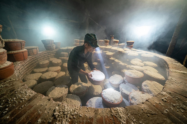 Photos portraying hardship of salt workers win Heritage Journey contest