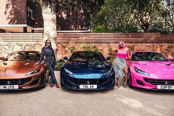 Tỷ phú dầu mỏ Nigeria tậu 3 siêu xe Ferrari tặng con gái