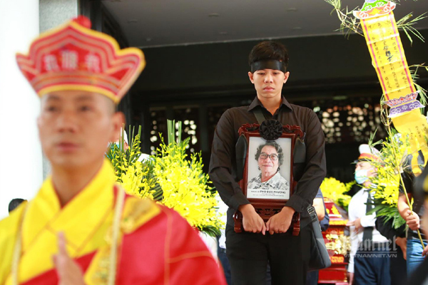 Gia đình, nghệ sĩ tiễn biệt nhạc sĩ Phó Đức Phương