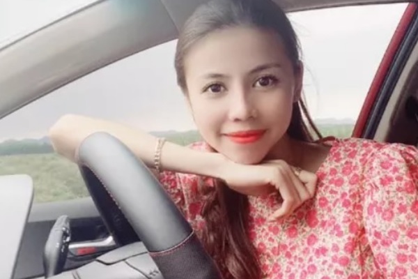 Hotgirl Núp Bóng Cho Vay Nặng Lãi, Lô Đề