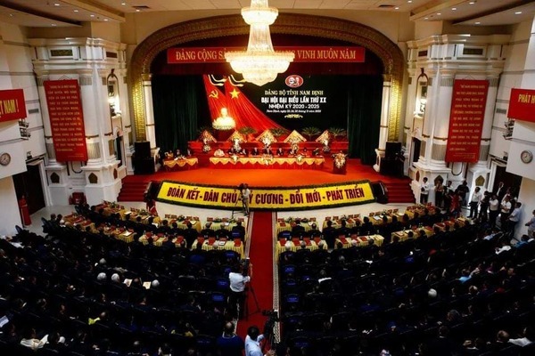 Phó Thủ tướng Trương Hòa Bình dự Đại hội Đảng bộ tỉnh Nam Định