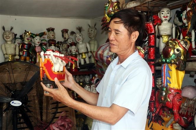Nam Dinh preserves traditional water puppetry