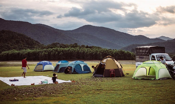 Nui Mot Lake, a perfect getaway destination