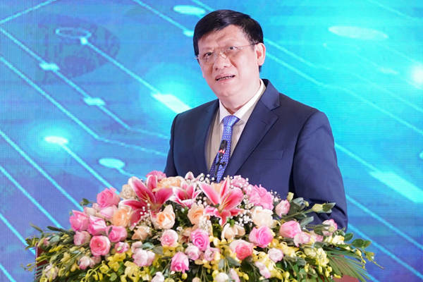 Thủ tướng: Người dân sẽ không cần ra nước ngoài chữa bệnh nhờ telehealth