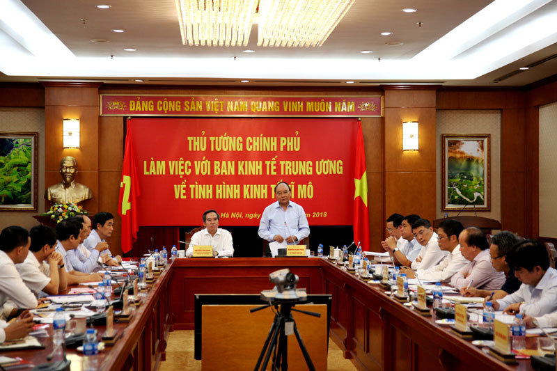 Thủ tướng Nguyễn Xuân Phúc trả lời nhân kỷ niệm 70 năm ngày truyền thống Ban Kinh tế Trung ương