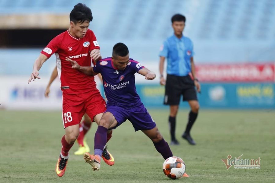 Hà Nội cưa điểm với Quảng Nam, Viettel hạ Sài Gòn phút 90