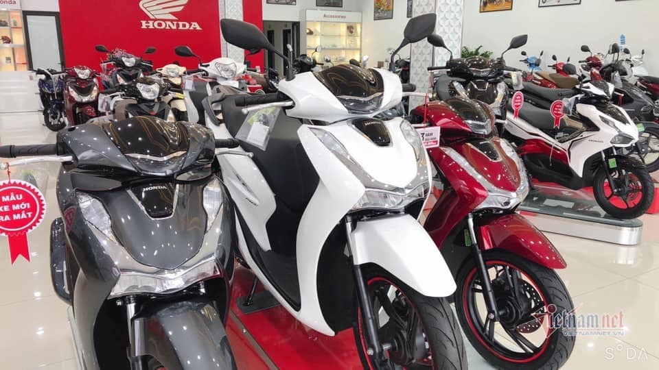 Hình ảnh Honda SH 2017 ra mắt ở Việt Nam  Xe máy